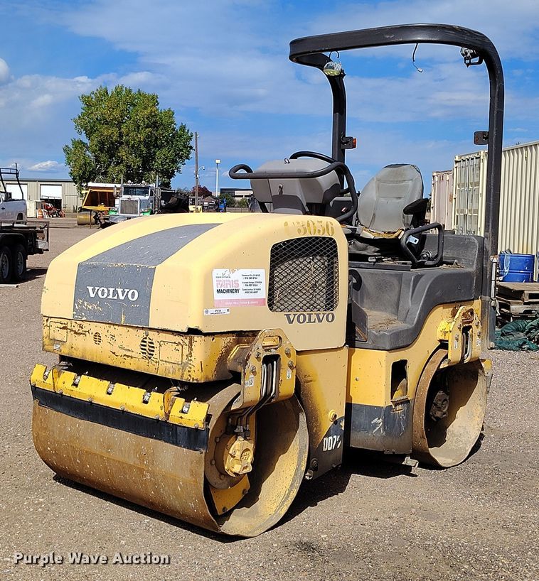 2011 Volvo DD29 double drum vibratory roller - IP9730