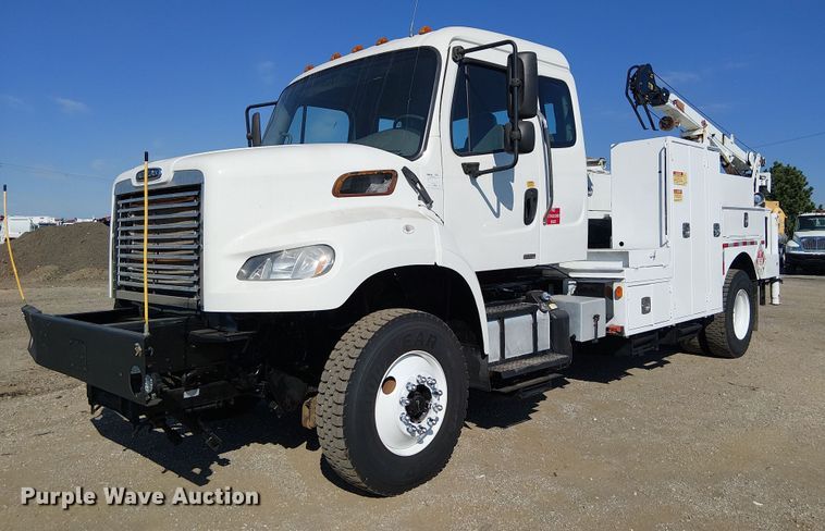 2012 Freightliner Business Class M2 utility / service truck - NU9768