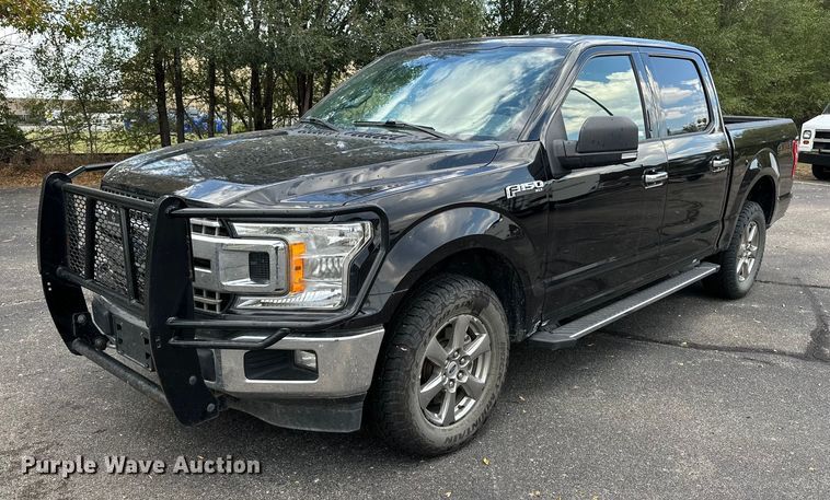 2020 Ford F150 XLT SuperCrew pickup truck - OJ9932