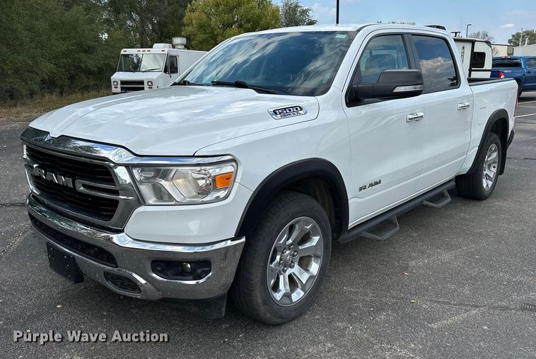 2020 RAM 1500 Big Horn Crew Cab pickup truck - OJ9933