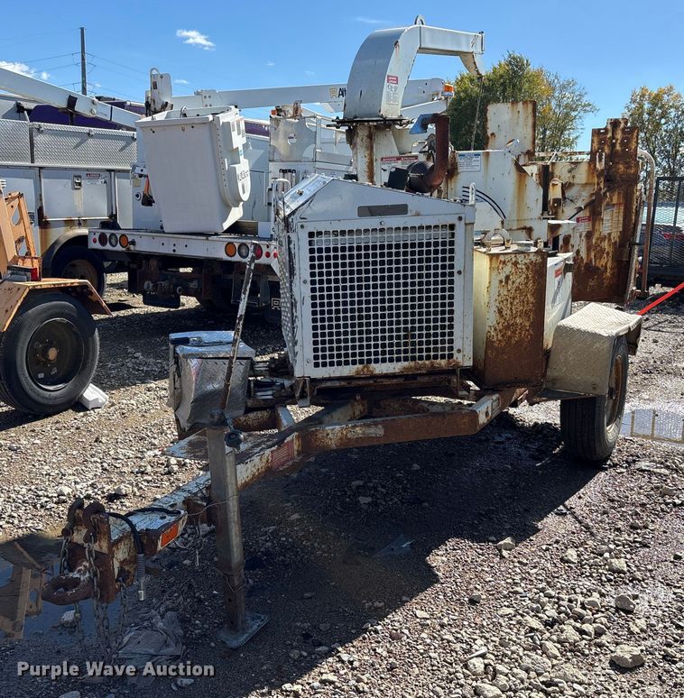 2017 Bandit 200UC wood chipper - YA1282