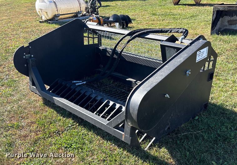 2024 skid steer screening bucket - DK0036