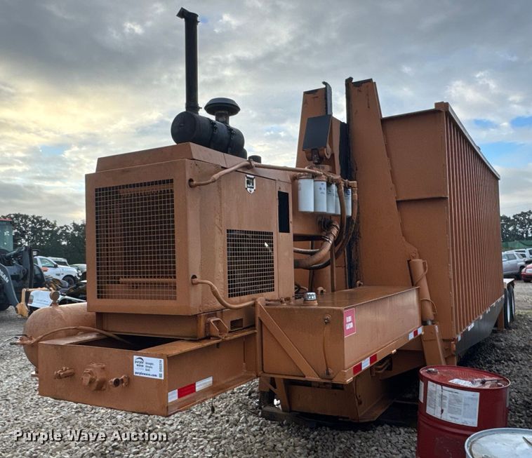 R.M. Johnson Model B E-Z Crusher car crusher trailer - DO2274