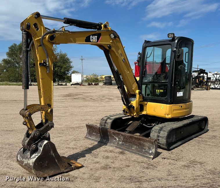2011 Caterpillar 305D CR mini excavator - DP8908