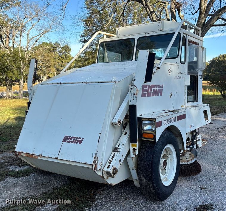 Elgin Pelican HH sweeper - DU1492