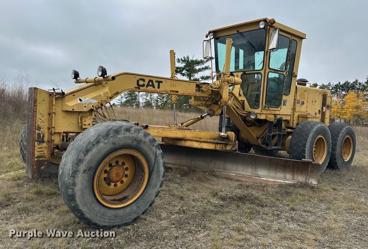 1985 Caterpillar 140G motor grader - DW4325