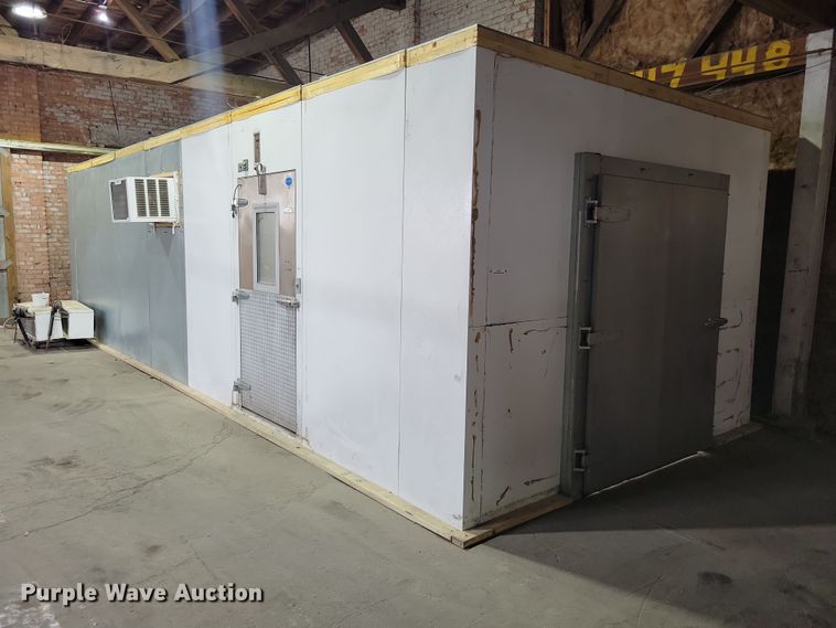 Thermalrite walk-in cooler - DX6511