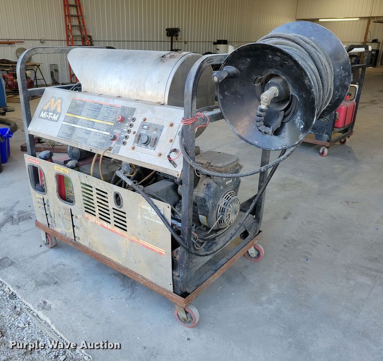 Mi-T-M pressure washer - DX6517