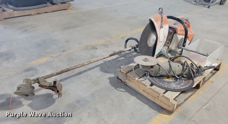 (2) concrete saws - DX6521