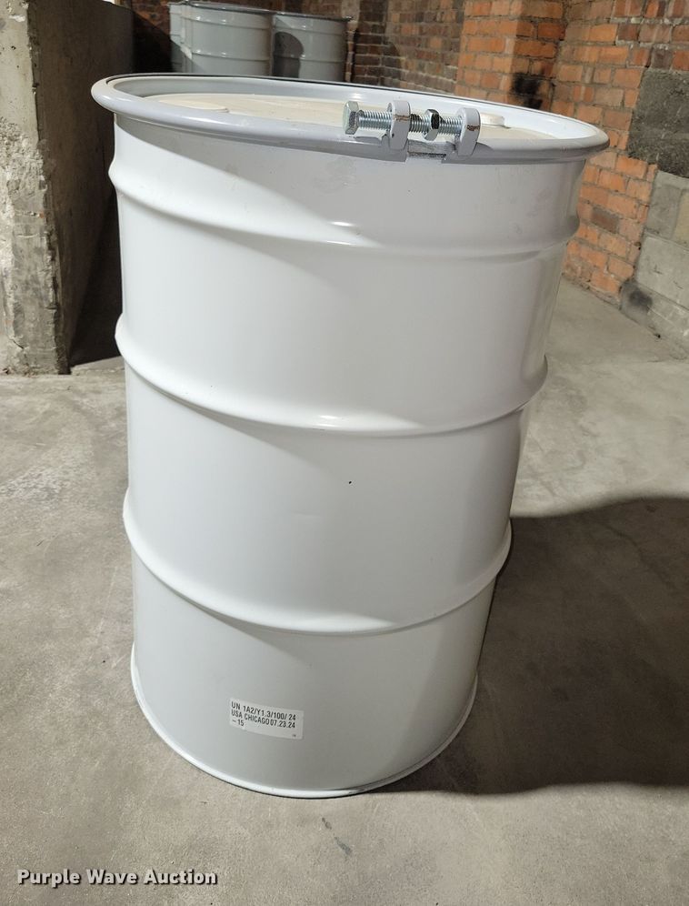 (16) 55 gallon drums - DX6569