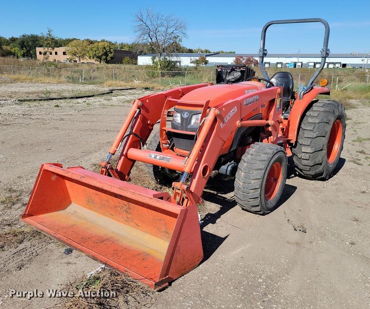 Kubota MX5800D MFWD tractor - DX6571