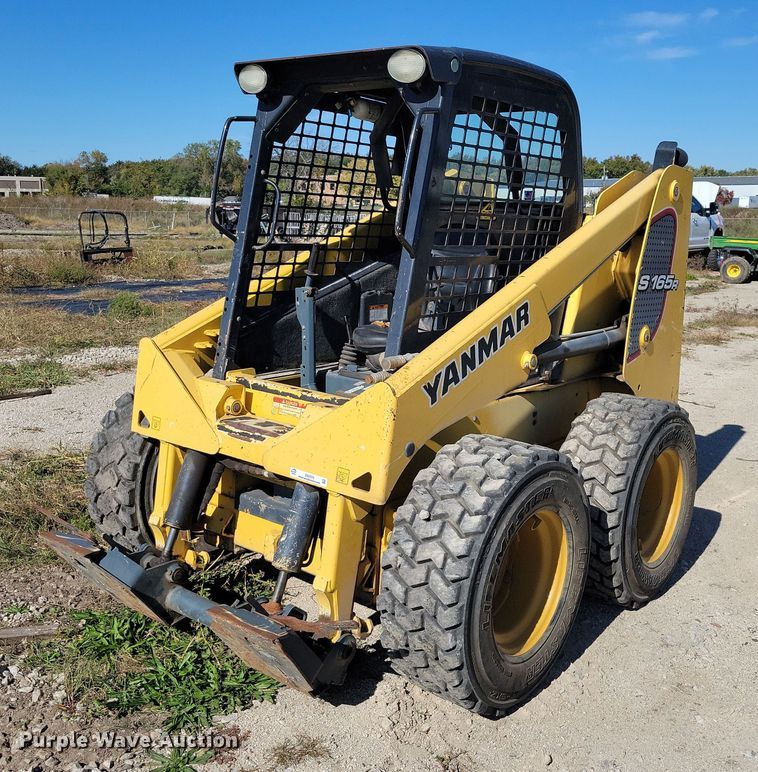 2014 Yanmar S165R skid steer loader - DX6574