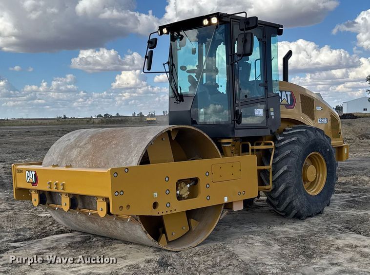 2023 Caterpillar CS56B single drum vibratory roller - EA1889