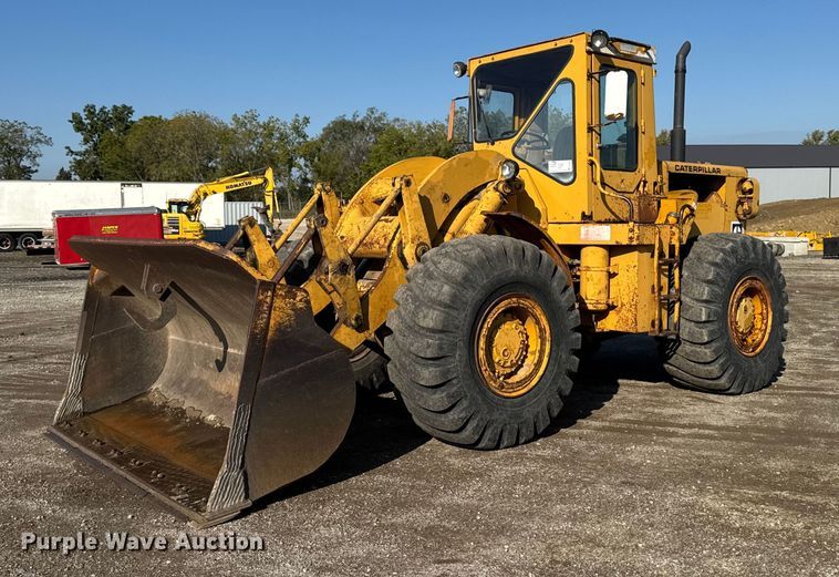 1975 Caterpillar 966C wheel loader - EA1955