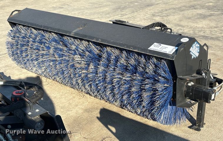 Blue Diamond 116215 skid steer broom - EA7003