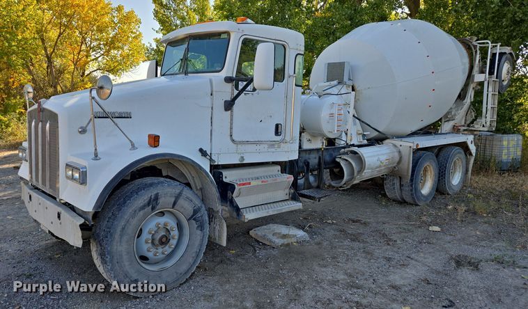 2006 Kenworth W900 ready mix truck - EB1059