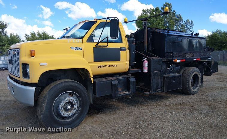 1990 GMC C7 asphalt patch truck - EC1241