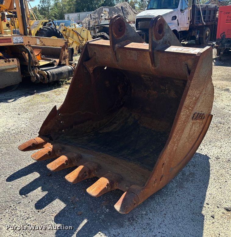 ESCO excavator bucket - EC3876