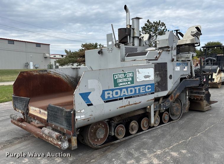 2009 RoadTec RP-175 paver - EE4107