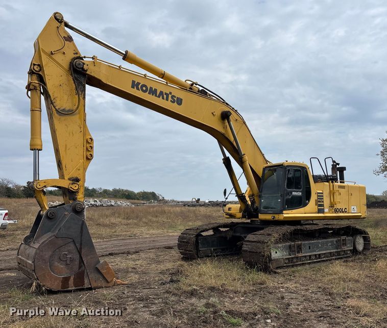 2001 Komatsu PC600 LC-6K excavator - EE4122