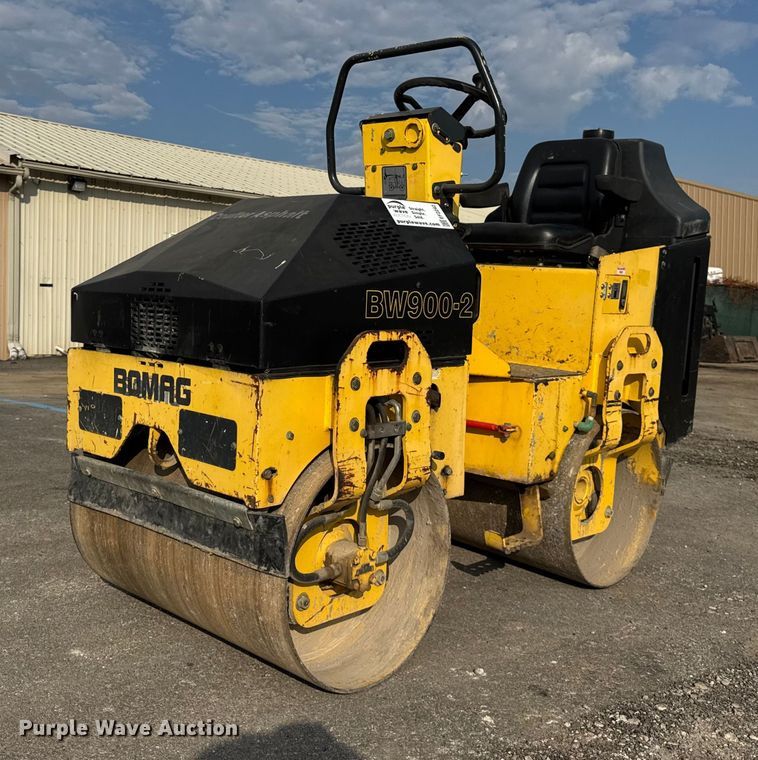 2006 Bomag BW 900-2 double drum vibratory roller - EF2242