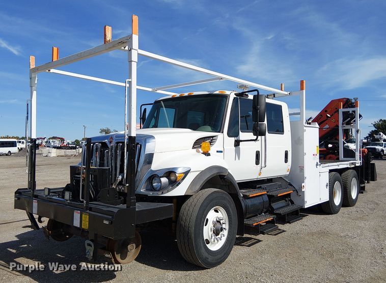 2010 International WorkStar 7500 Crew Cab crane truck - EG1678