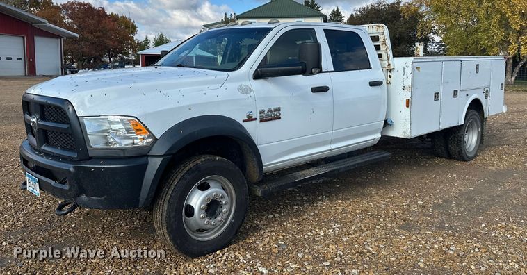 2015 RAM 5500 Crew Cab utility / service truck - EL0081