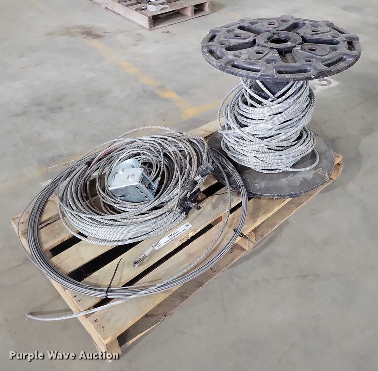 Assorted cable and wire - EM2433