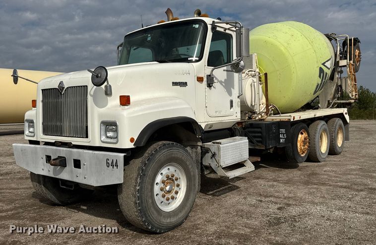 2007 International PayStar 5500i ready mix truck - EM8416