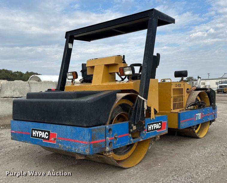 Hypac C778B double drum vibratory roller - EM8418