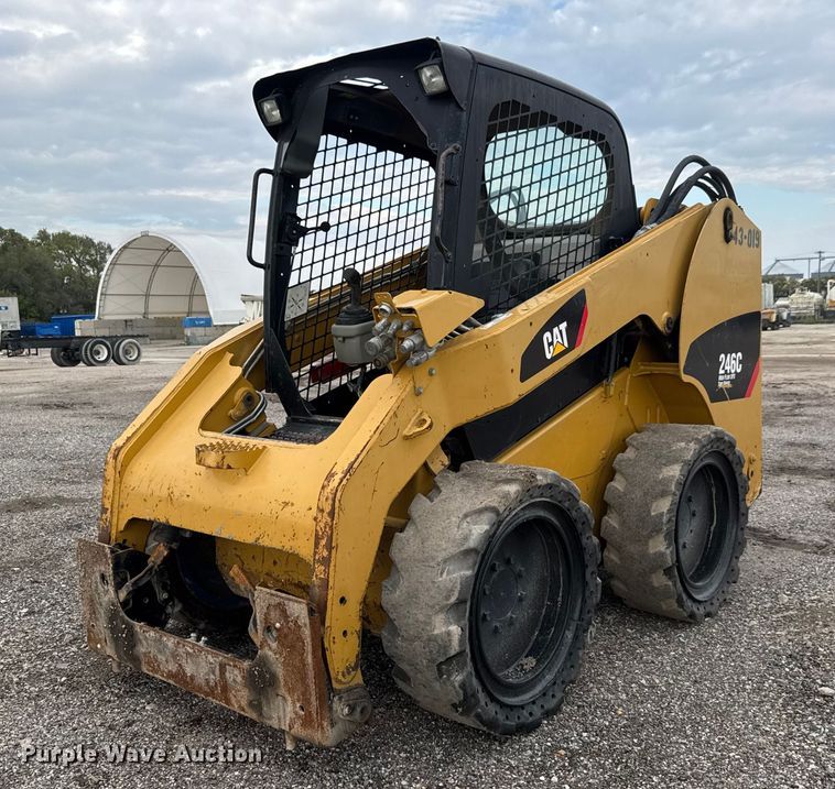 2011 Caterpillar 246C skid steer loader - EM8420