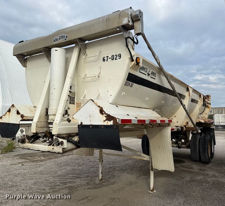 2007 Ranch ED24-30 end dump trailer - EM8428