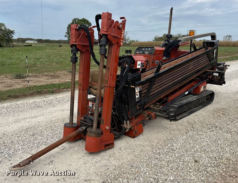 2000 Ditch Witch JT920L directional boring unit - EN0556