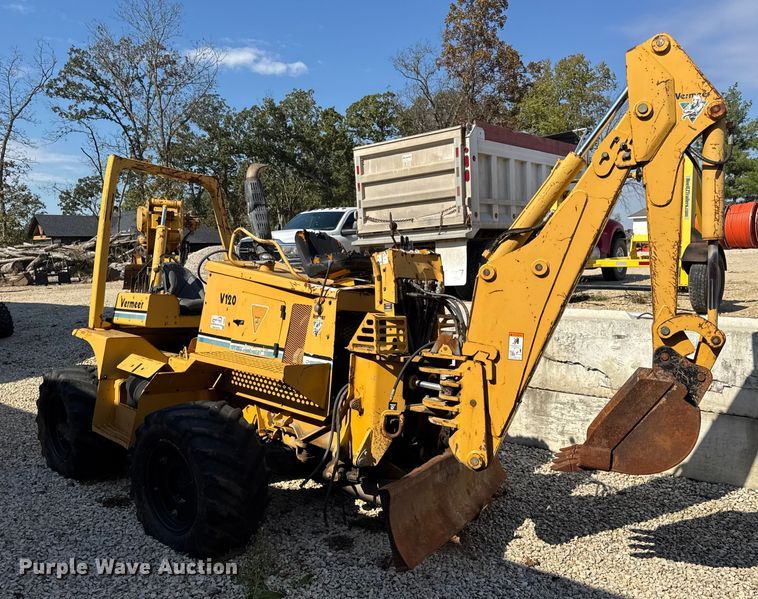 2002 Vermeer V120 vibratory cable plow - EN0565