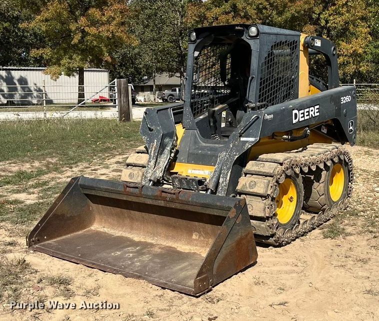 2012 John Deere 326D skid steer loader - EN5712