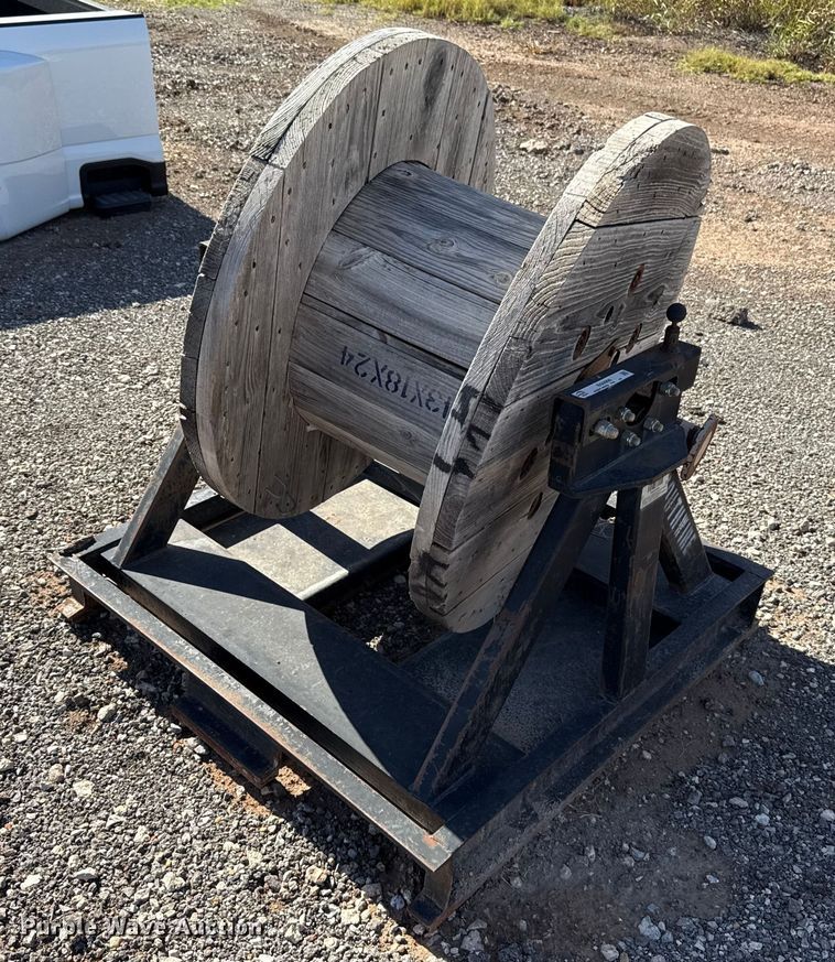 Southwire reel stand - EQ2066