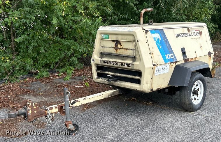 1994 Ingersoll-Rand P100DWD air compressor - ET3136