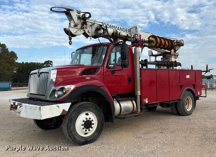 2015 International 7300 digger derrick truck - ET7167