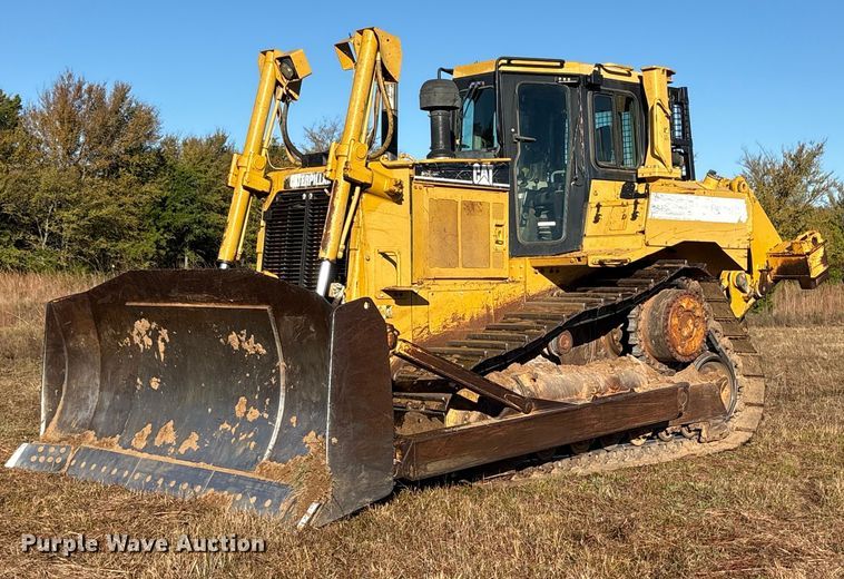2007 Caterpillar D7R dozer - ET7228