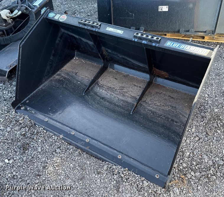 Blue Diamond 108620 skid steer bucket - EU5156