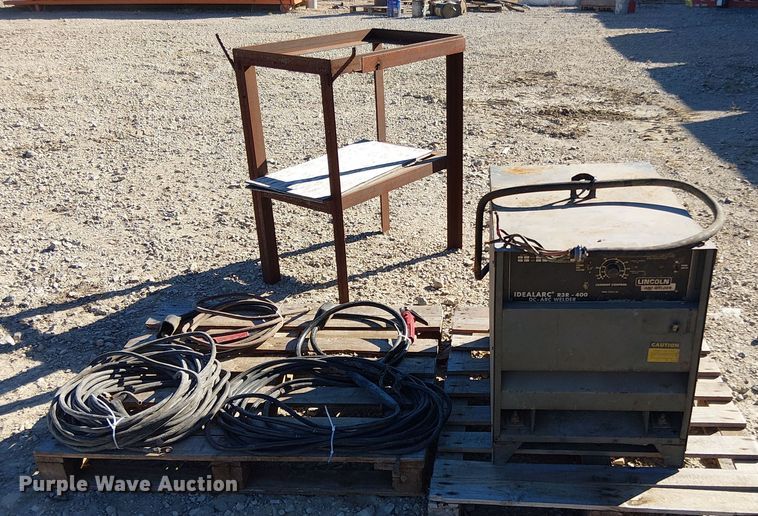 Lincoln Idealarc R3R-400 welder - EV5392