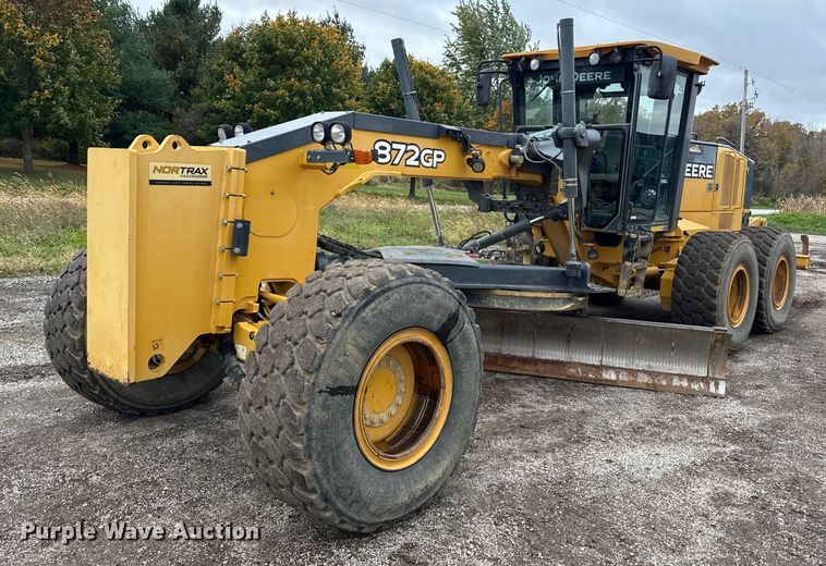 2010 John Deere 872GP motor grader - ND9441