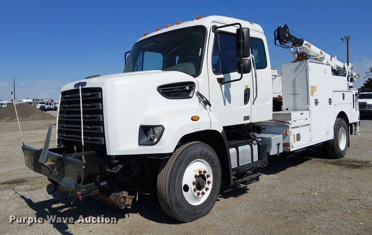 2014 Freightliner 108SD utility / service truck - NU9765