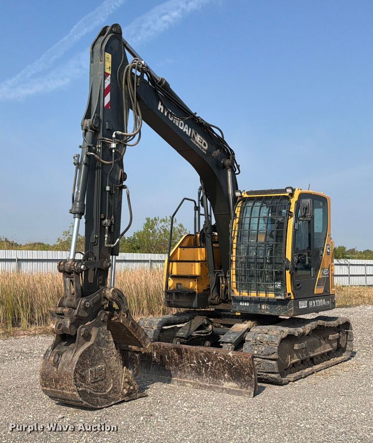 2022 Hyundai HX130A LCR excavator - YA0704