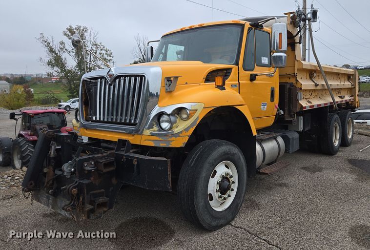 2013 International WorkStar 7500 dump truck - DU3708
