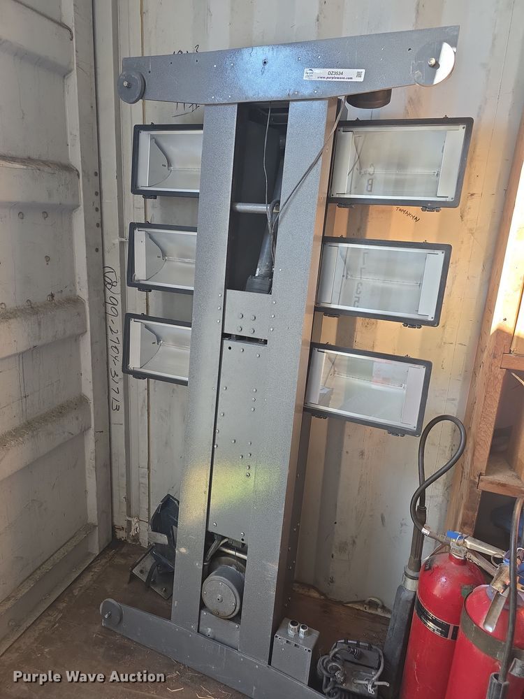 2005 Command Rescue CL615 truck mounted light tower - DZ3534