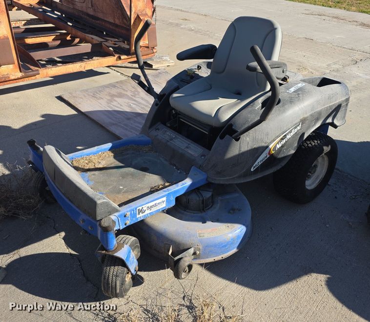 New Holland MZ16H ZTR lawn mower - DZ3538