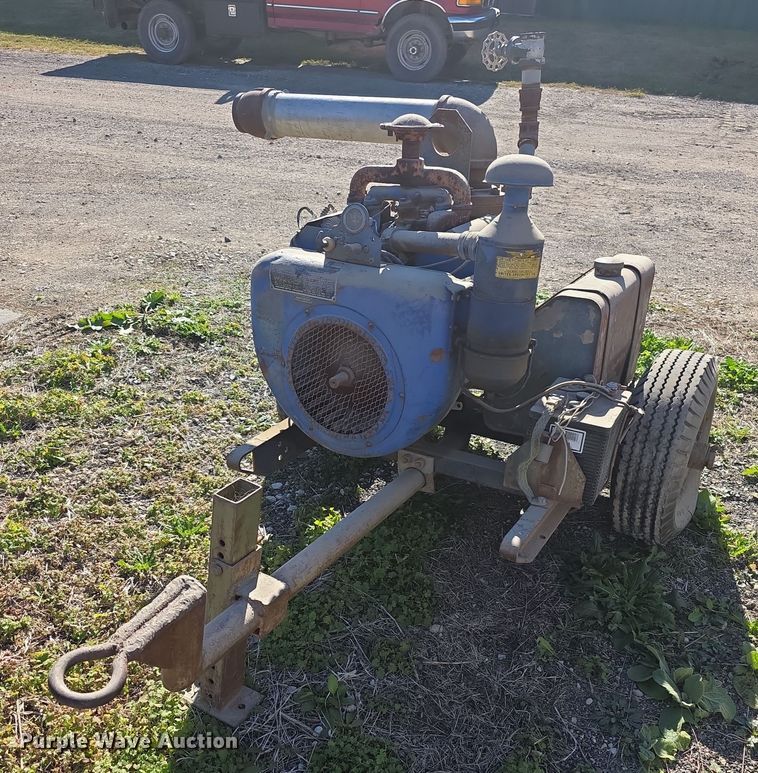 Wisconsin WF40 water pump - DZ3541