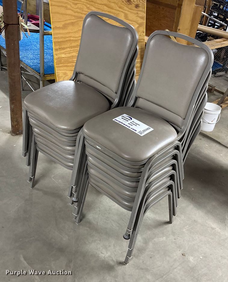 Approximately 60 chairs - EE4262