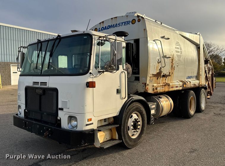 2010 Autocar Xpeditor refuse truck - EF2269